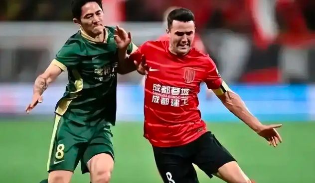 里程碑夜!成都蓉城官宣签约,欧冠今晚刷纪录,赛场秩序良好,更衣室氛围转暖的简单介绍 里程碑夜!成都蓉城官宣签约,欧冠今晚刷纪录,赛场秩序良好,更衣室氛围转暖的简单介绍