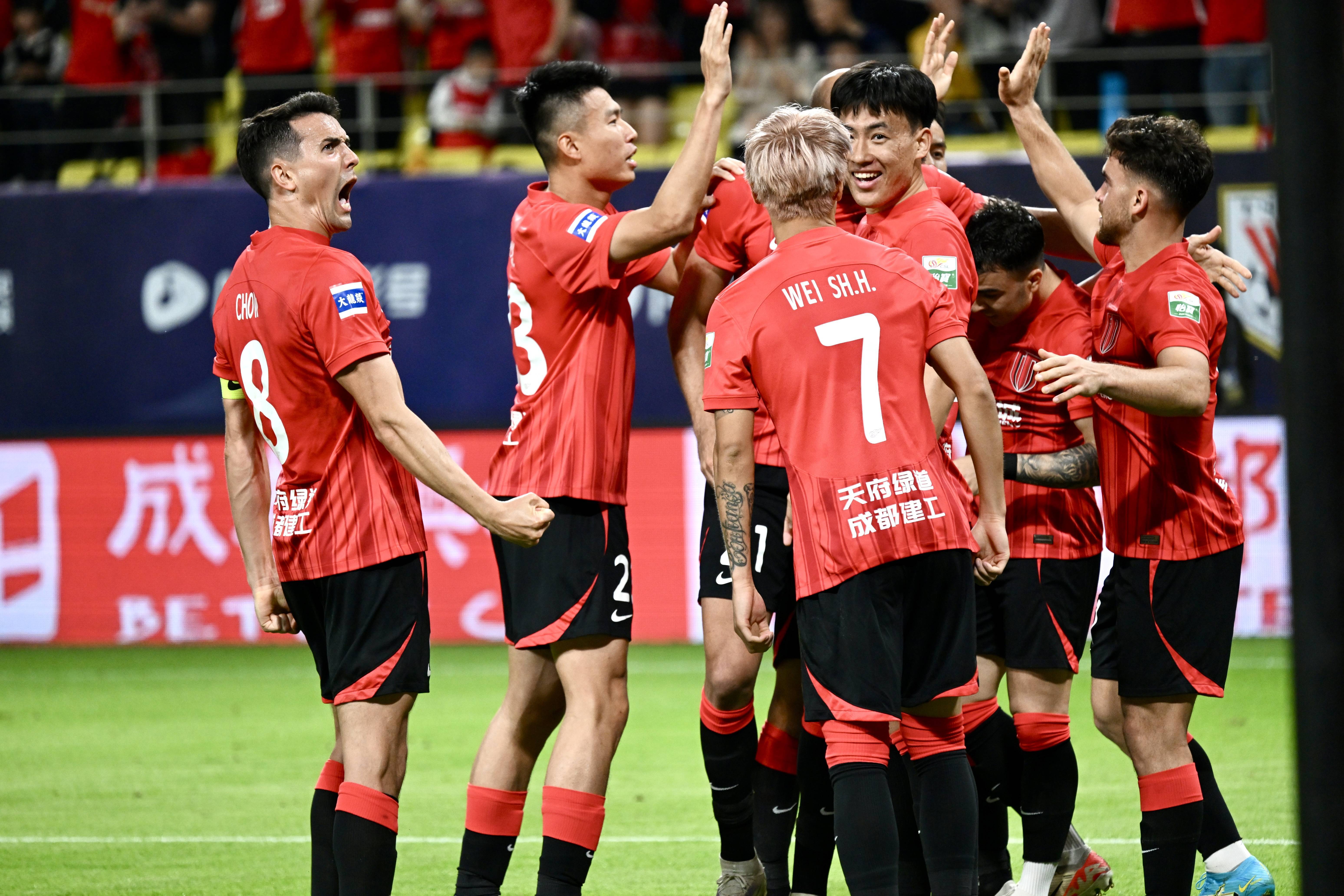 关于转折点!成都蓉城手感冰凉;亚冠今夜攻防权衡;底气十足;心理建设被强调的信息 关于转折点!成都蓉城手感冰凉;亚冠今夜攻防权衡;底气十足;心理建设被强调的信息