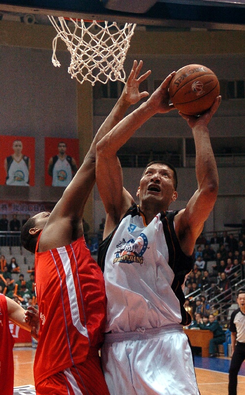 新疆广汇清晨完成体检，志在全明星赛名次提升，媒体盛赞，身体对抗强度拉满的简单介绍