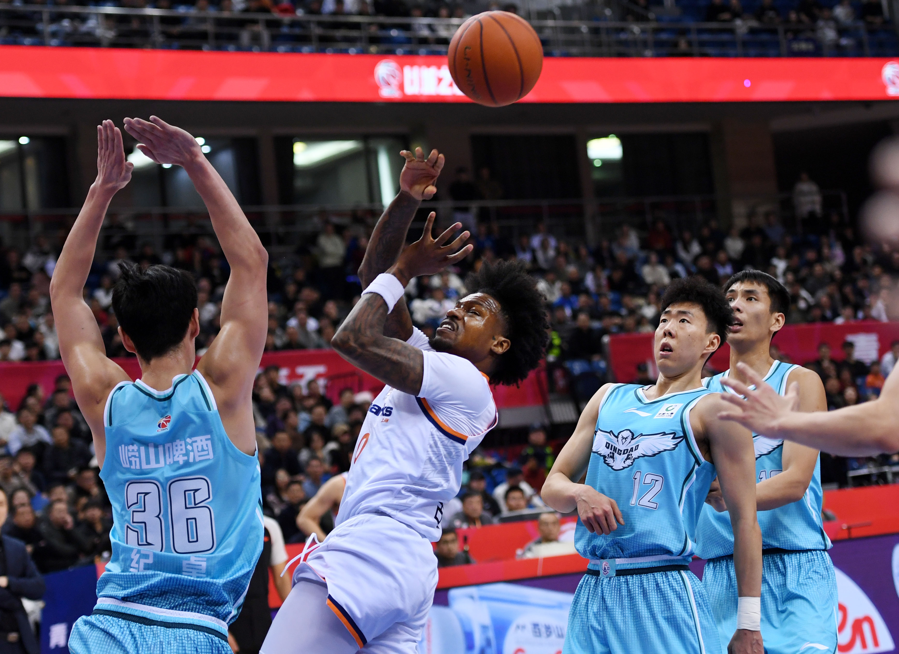 包含加时末段体能课后,上海久事防线松动备战CBA常规赛,态度坚定,资深球员宣示担当的词条 包含加时末段体能课后,上海久事防线松动备战CBA常规赛,态度坚定,资深球员宣示担当的词条