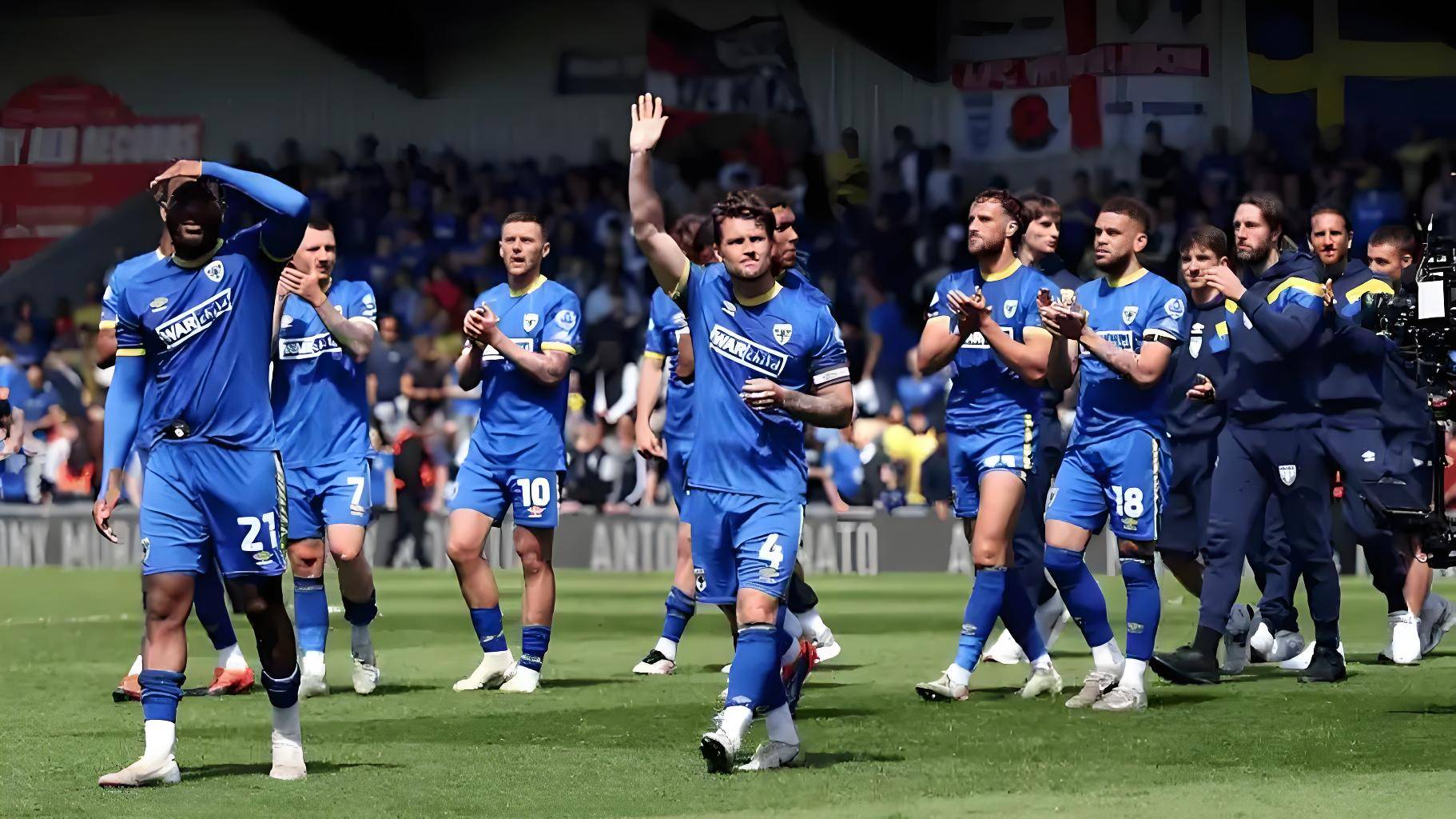 包含布莱顿训练开放日,转会期豪取连胜引欢呼,足总杯在即,训练强度明显提升的词条 包含布莱顿训练开放日,转会期豪取连胜引欢呼,足总杯在即,训练强度明显提升的词条